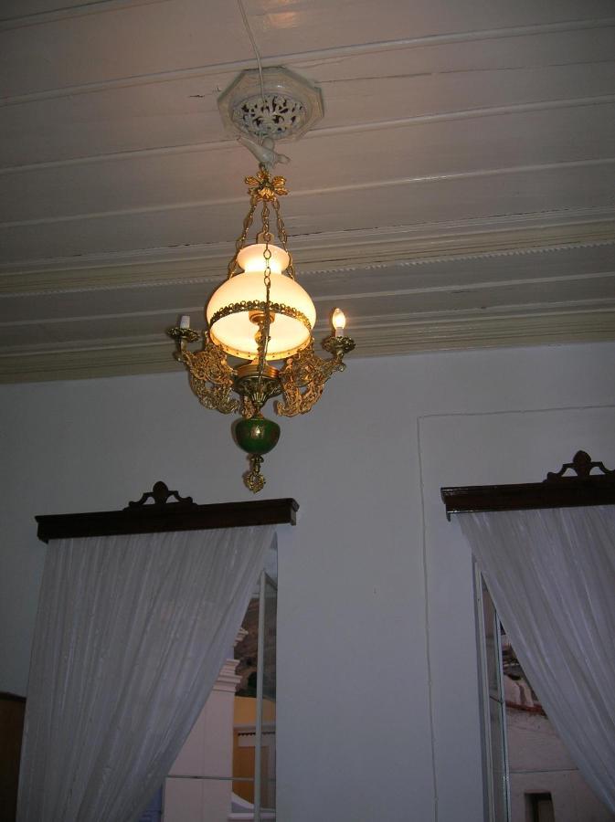 Marthas Traditional House Simi Dış mekan fotoğraf