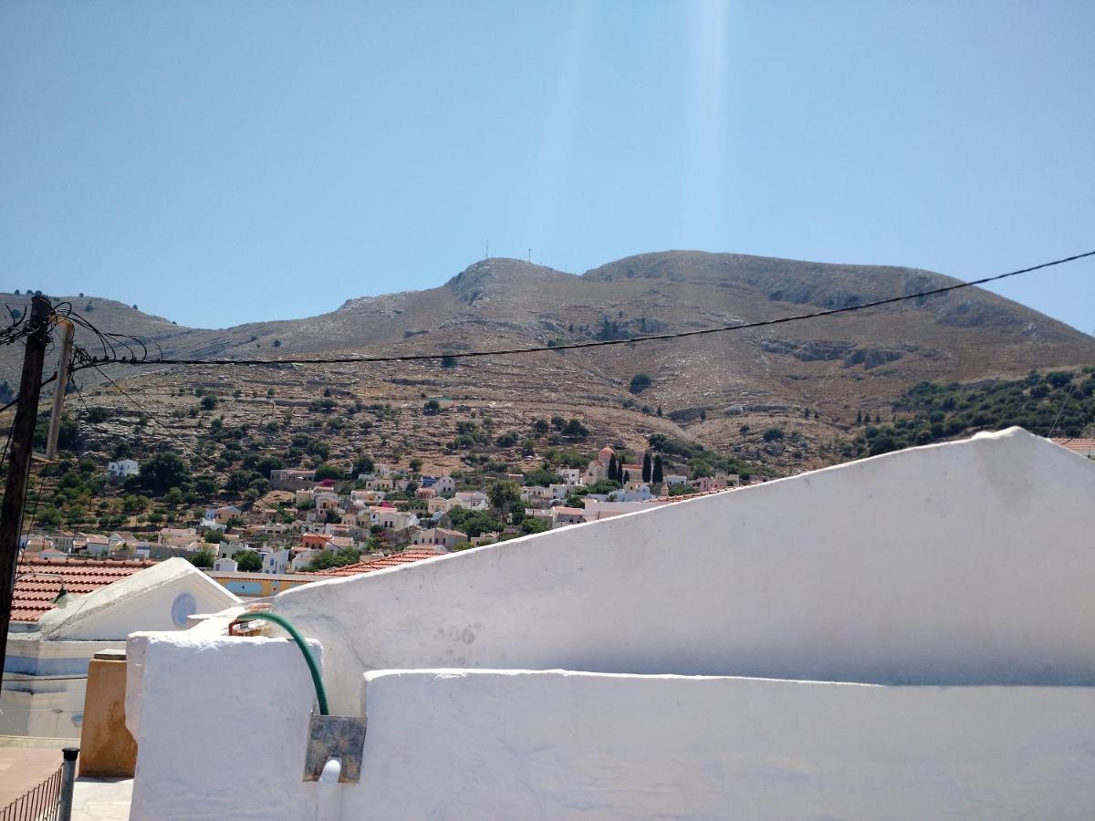 Marthas Traditional House Simi Dış mekan fotoğraf