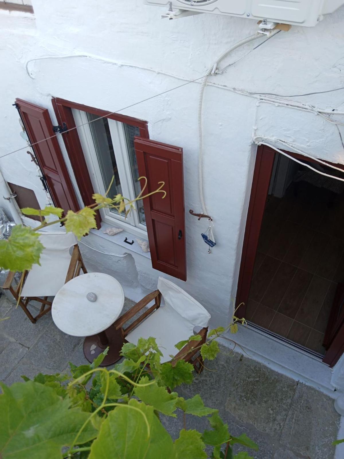 Marthas Traditional House Simi Dış mekan fotoğraf